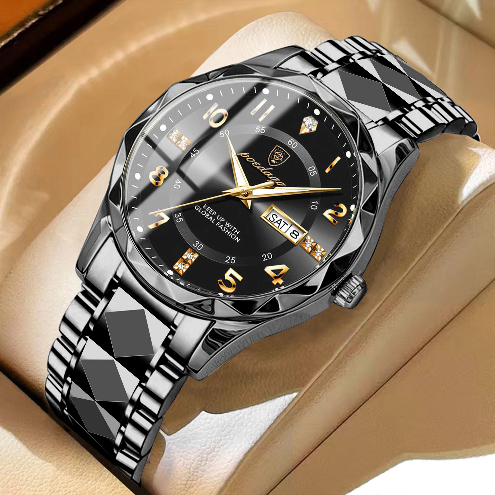 Luxury Men's Quartz Wristwatch with Luminous Details