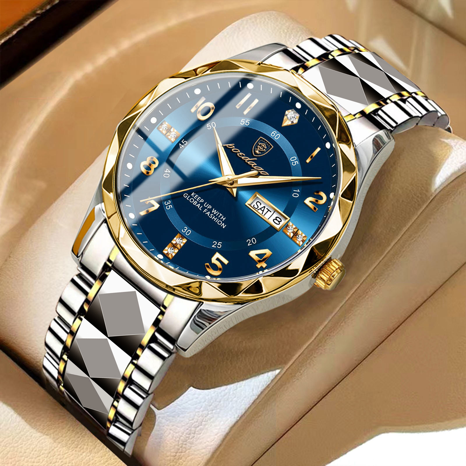 Luxury Men's Quartz Wristwatch with Luminous Details