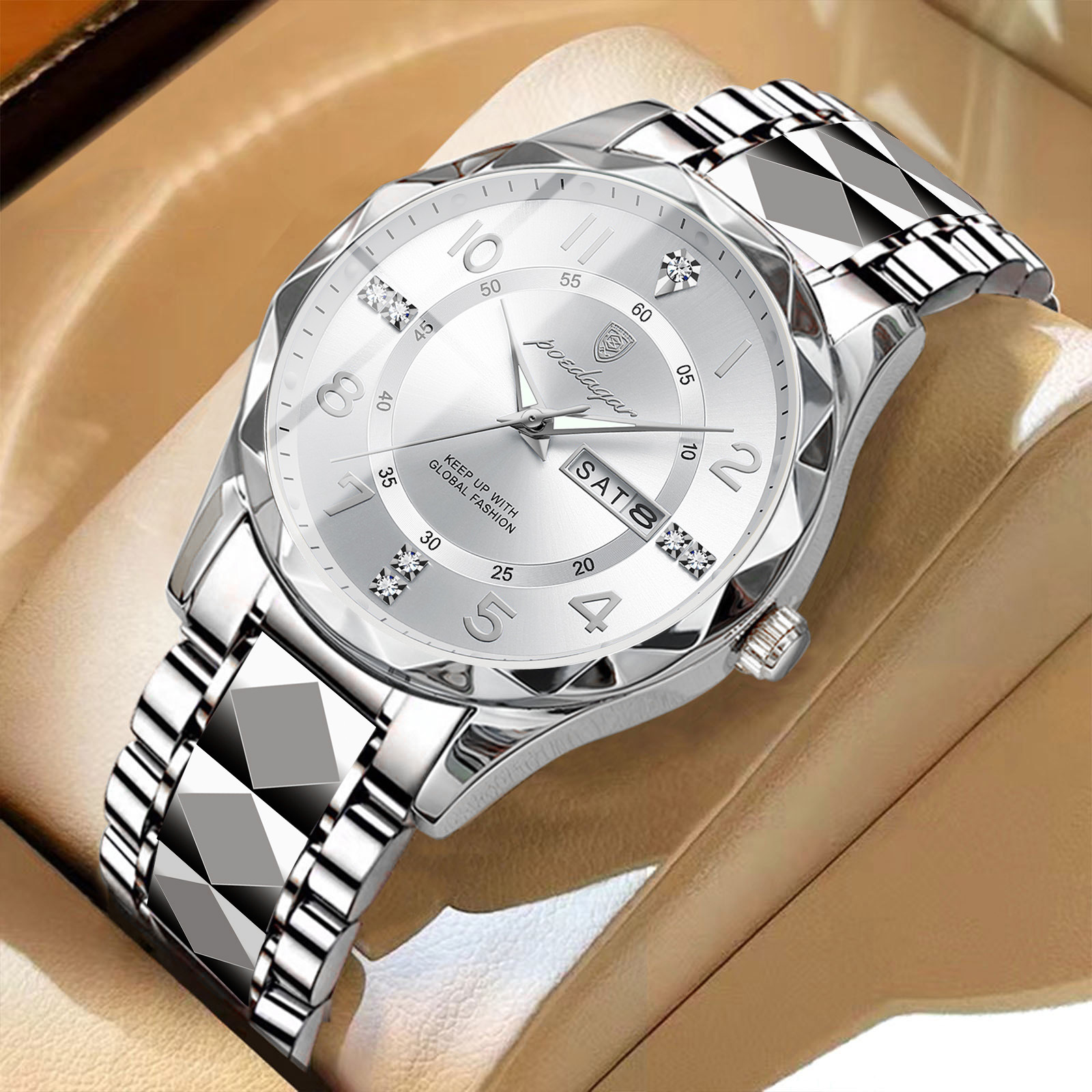 Luxury Men's Quartz Wristwatch with Luminous Details